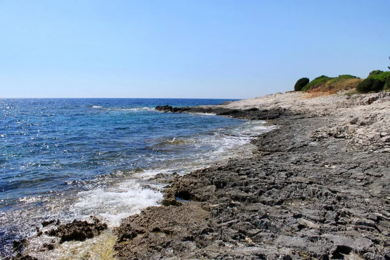 Holiday home Secluded Fisherman'S Cottage Cove Ripisce, Dugi Otok - 394 Brbinj